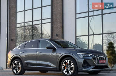 Позашляховик / Кросовер Audi e-tron Sportback 2020 в 