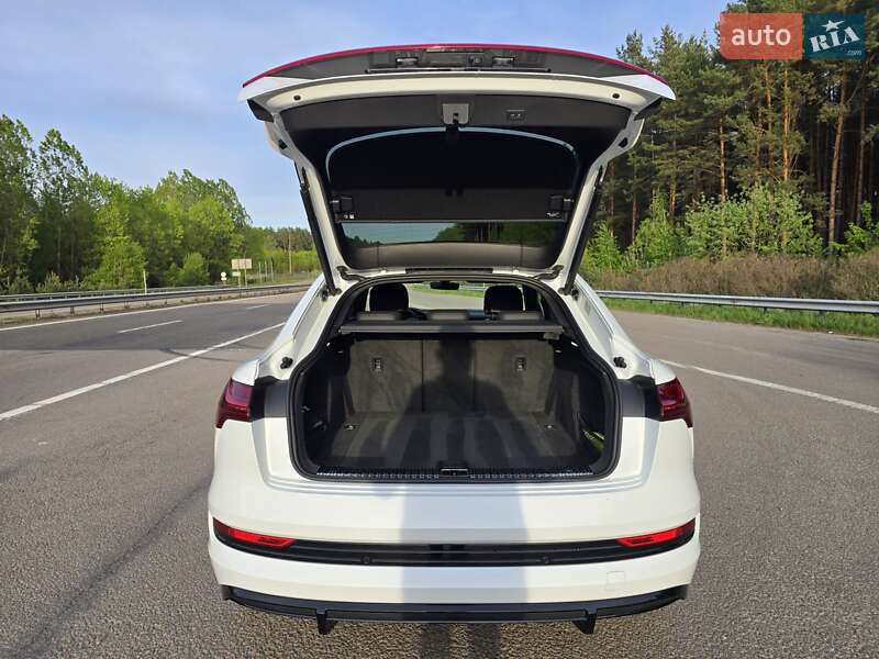 Внедорожник / Кроссовер Audi e-tron Sportback 2022 в Ковеле