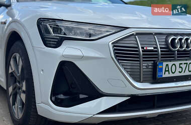 Позашляховик / Кросовер Audi e-tron Sportback 2021 в 
