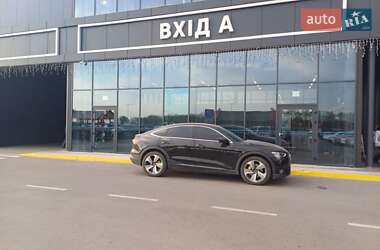 Позашляховик / Кросовер Audi e-tron Sportback 2020 в 