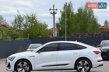 Позашляховик / Кросовер Audi e-tron Sportback 2020 в 