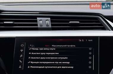 Позашляховик / Кросовер Audi e-tron Sportback 2020 в 