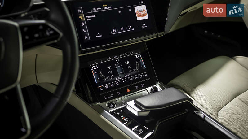 Позашляховик / Кросовер Audi e-tron Sportback 2021 в Чернівцях