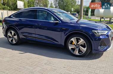Внедорожник / Кроссовер Audi e-tron Sportback 2022 в 