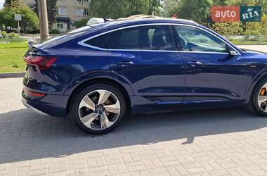 Внедорожник / Кроссовер Audi e-tron Sportback 2022 в 