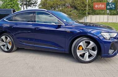Внедорожник / Кроссовер Audi e-tron Sportback 2022 в 