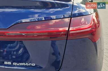 Внедорожник / Кроссовер Audi e-tron Sportback 2022 в 