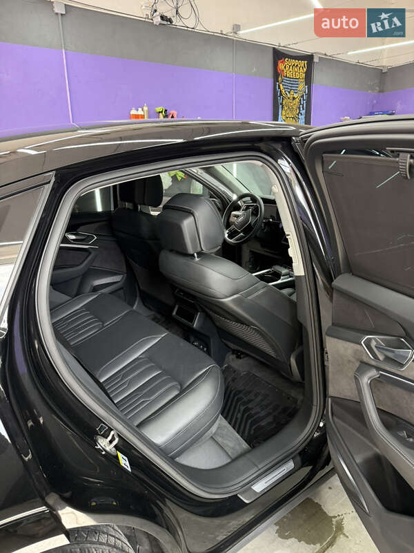 Внедорожник / Кроссовер Audi e-tron Sportback 2020 в Львове фото 16 Внедорожник / Кроссовер Audi e-tron Sportback 2020 в Львове