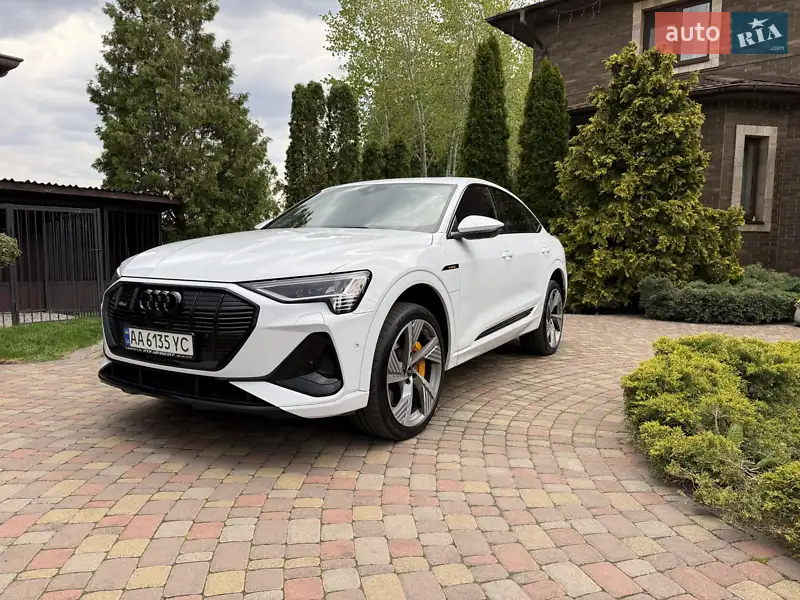 Audi e-tron Sportback 2023