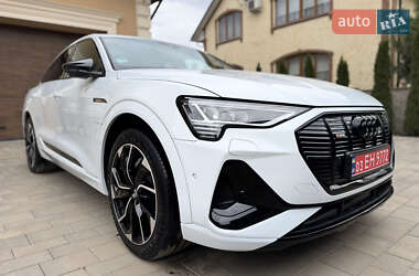 Внедорожник / Кроссовер Audi e-tron Sportback 2021 в 