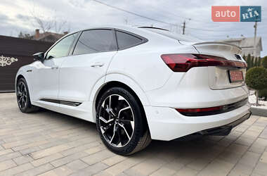 Внедорожник / Кроссовер Audi e-tron Sportback 2021 в 