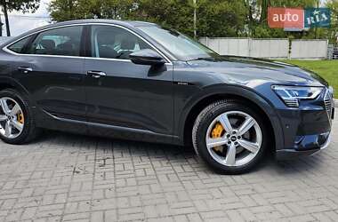 Внедорожник / Кроссовер Audi e-tron Sportback 2021 в 