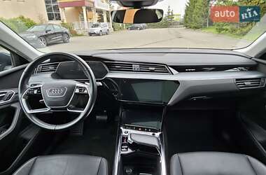Внедорожник / Кроссовер Audi e-tron Sportback 2021 в 