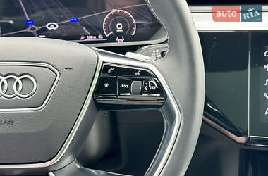Позашляховик / Кросовер Audi e-tron Sportback 2021 в 
