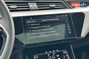 Позашляховик / Кросовер Audi e-tron Sportback 2021 в 