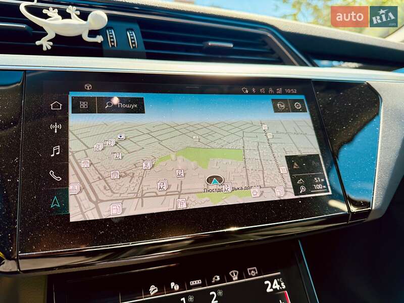 Позашляховик / Кросовер Audi e-tron Sportback 2021 в Одесі