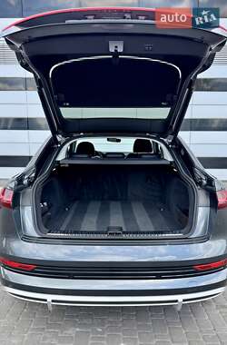 Внедорожник / Кроссовер Audi e-tron Sportback 2021 в 
