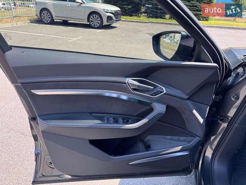 Внедорожник / Кроссовер Audi e-tron Sportback 2023 в Киеве фото 21 Внедорожник / Кроссовер Audi e-tron Sportback 2023 в Киеве