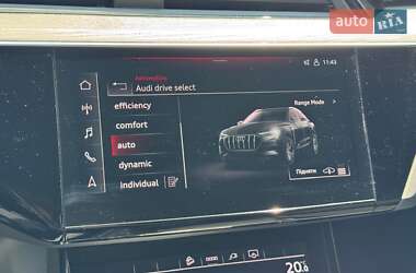 Позашляховик / Кросовер Audi e-tron Sportback 2023 в 