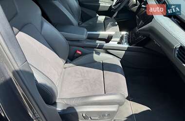 Позашляховик / Кросовер Audi e-tron Sportback 2023 в 