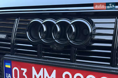 Позашляховик / Кросовер Audi e-tron Sportback 2022 в 