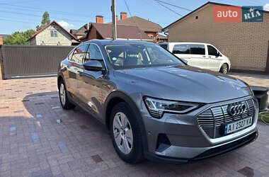 Позашляховик / Кросовер Audi e-tron Sportback 2021 в 