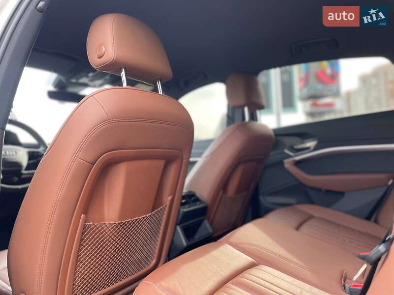 Внедорожник / Кроссовер Audi e-tron Sportback 2021 в Киеве