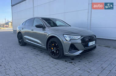 Внедорожник / Кроссовер Audi e-tron Sportback 2022 в 