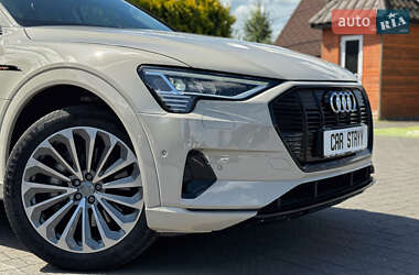 Внедорожник / Кроссовер Audi e-tron Sportback 2020 в 