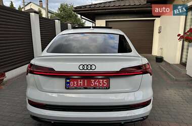 Внедорожник / Кроссовер Audi e-tron Sportback 2022 в 