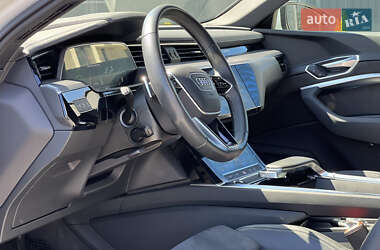 Внедорожник / Кроссовер Audi e-tron Sportback 2020 в 