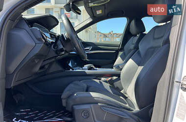 Внедорожник / Кроссовер Audi e-tron Sportback 2020 в 