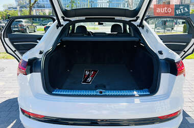 Внедорожник / Кроссовер Audi e-tron Sportback 2020 в 