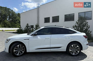 Позашляховик / Кросовер Audi e-tron Sportback 2020 в 