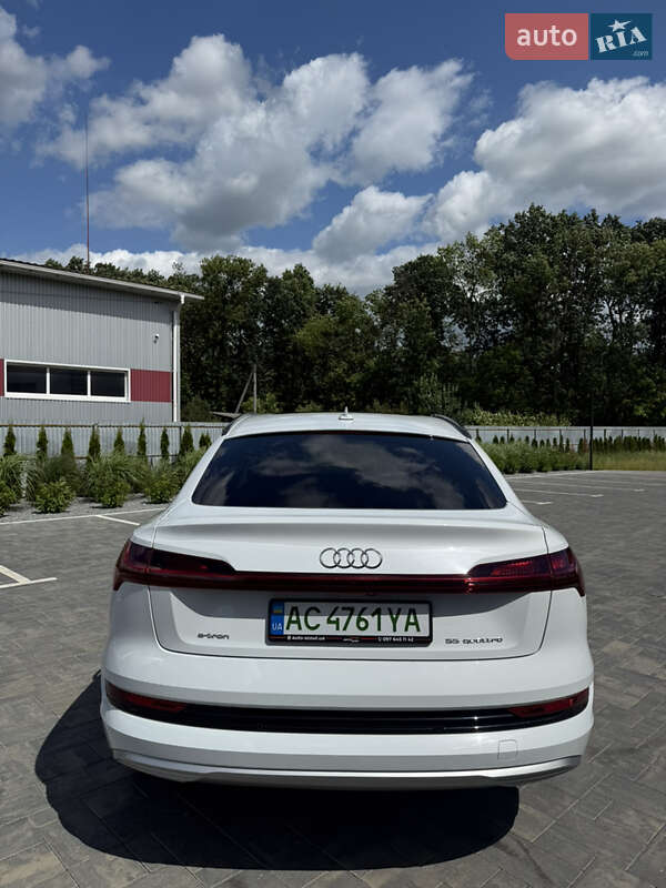 Позашляховик / Кросовер Audi e-tron Sportback 2020 в Луцьку