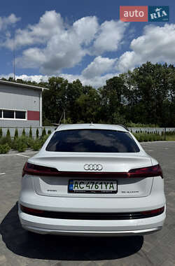 Позашляховик / Кросовер Audi e-tron Sportback 2020 в 