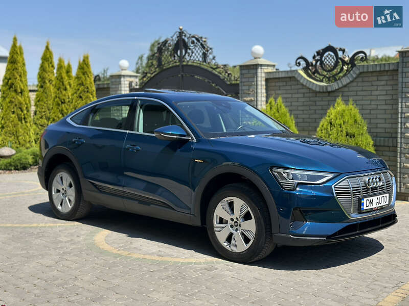 Позашляховик / Кросовер Audi e-tron Sportback 2021 в Тернополі