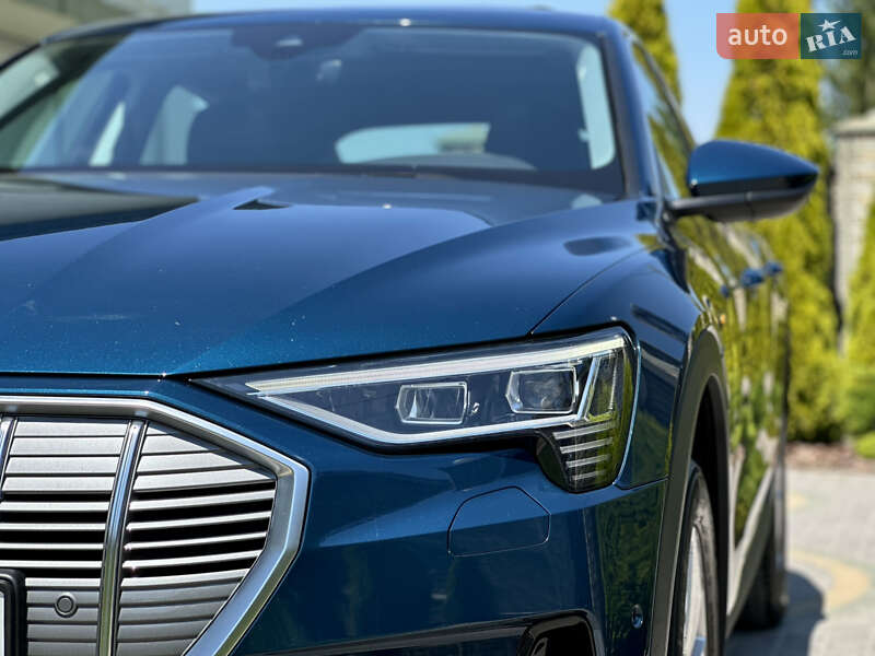 Позашляховик / Кросовер Audi e-tron Sportback 2021 в Тернополі