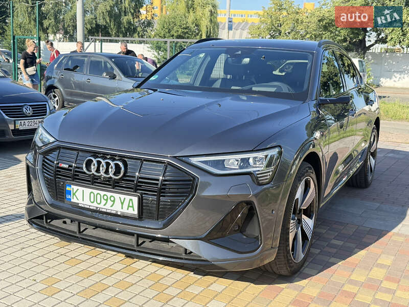 Внедорожник / Кроссовер Audi e-tron Sportback 2020 в Киеве