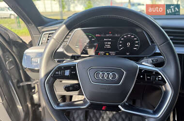 Внедорожник / Кроссовер Audi e-tron Sportback 2020 в 