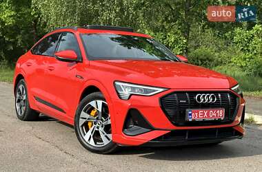 Внедорожник / Кроссовер Audi e-tron Sportback 2021 в 