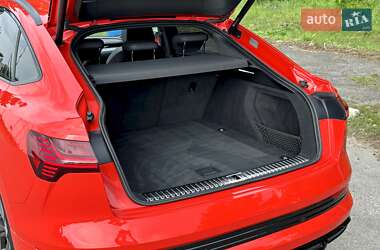 Внедорожник / Кроссовер Audi e-tron Sportback 2021 в 