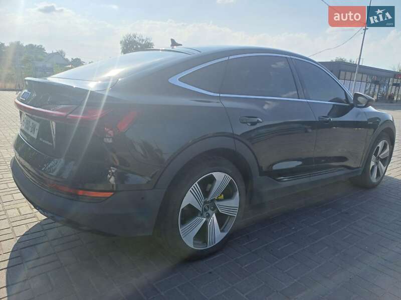 Внедорожник / Кроссовер Audi e-tron Sportback 2020 в Днепре