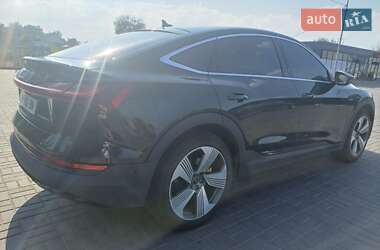 Позашляховик / Кросовер Audi e-tron Sportback 2020 в 