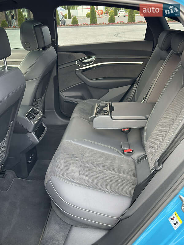 Внедорожник / Кроссовер Audi e-tron Sportback 2020 в Черновцах