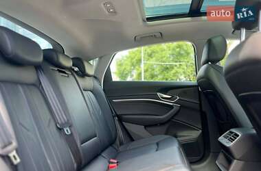 Внедорожник / Кроссовер Audi e-tron Sportback 2021 в 