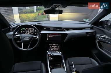 Внедорожник / Кроссовер Audi e-tron Sportback 2021 в 