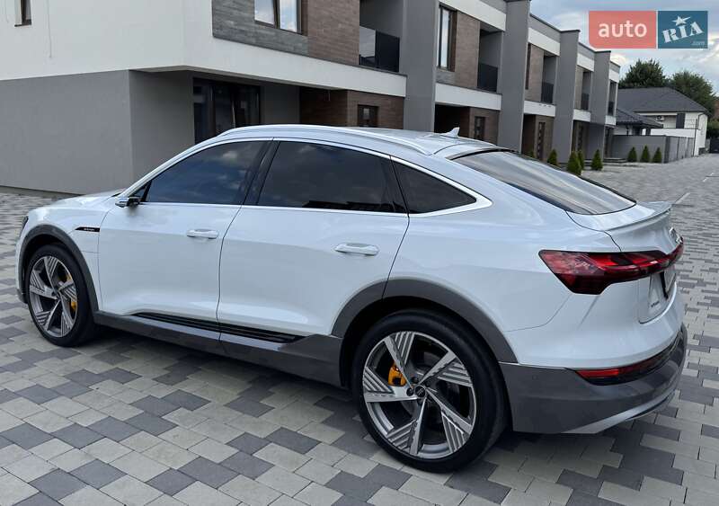 Внедорожник / Кроссовер Audi e-tron Sportback 2022 в Мукачево