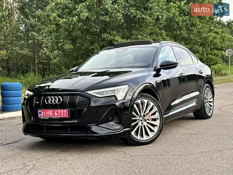 Внедорожник / Кроссовер Audi e-tron Sportback 2021 в Киеве
