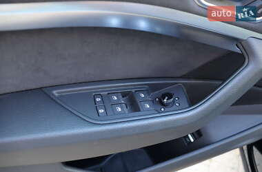 Позашляховик / Кросовер Audi e-tron Sportback 2022 в Львові